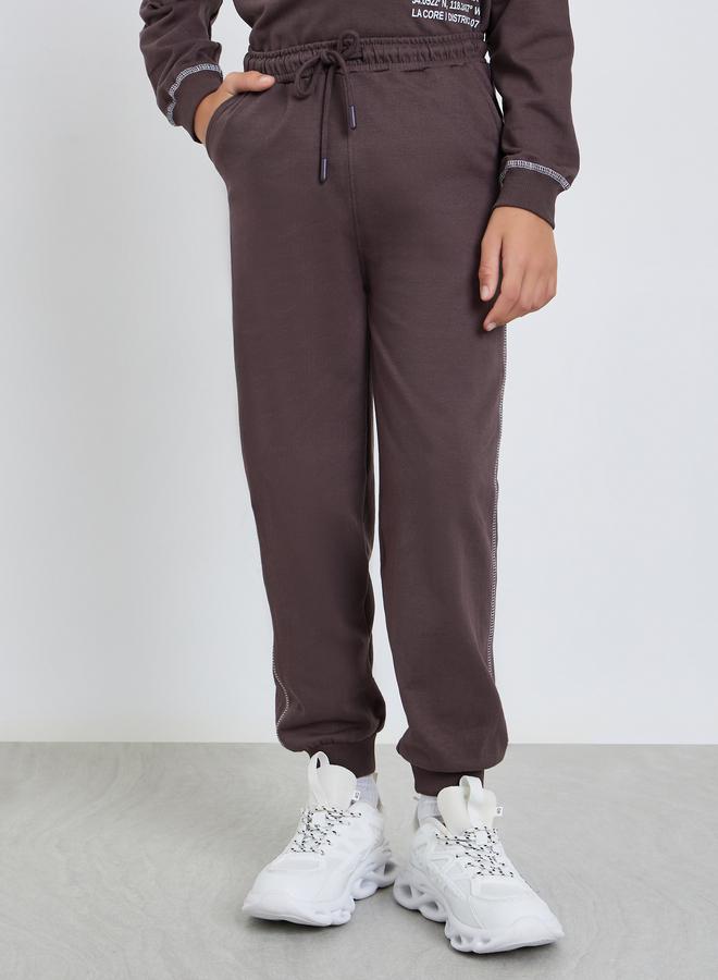 ستايلي طقم من هودي مطبوع وجوغر - Image 4